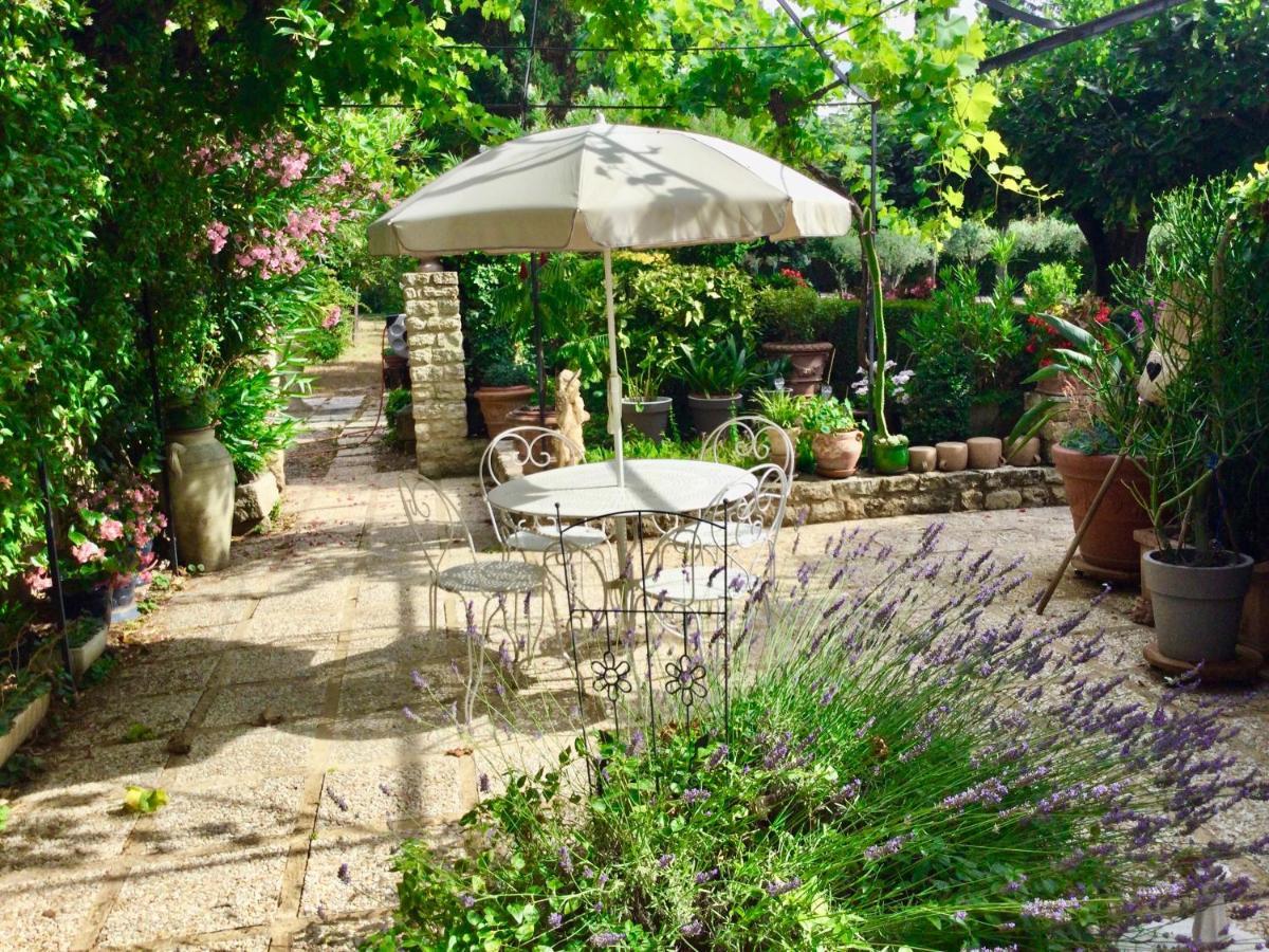 Le Vieux Pont Villa Carpentras ภายนอก รูปภาพ